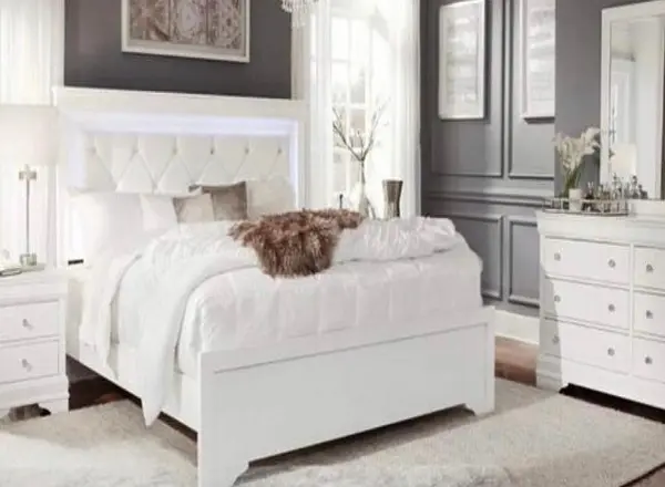 King Bed, 1 Night Stand, Mirror and Dresser