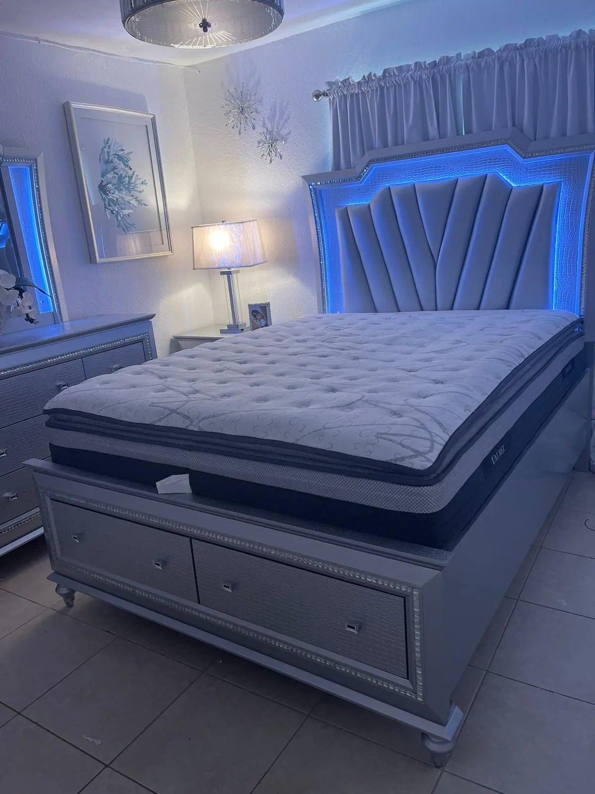 Kaitlyn Gray Finish - Image 2
