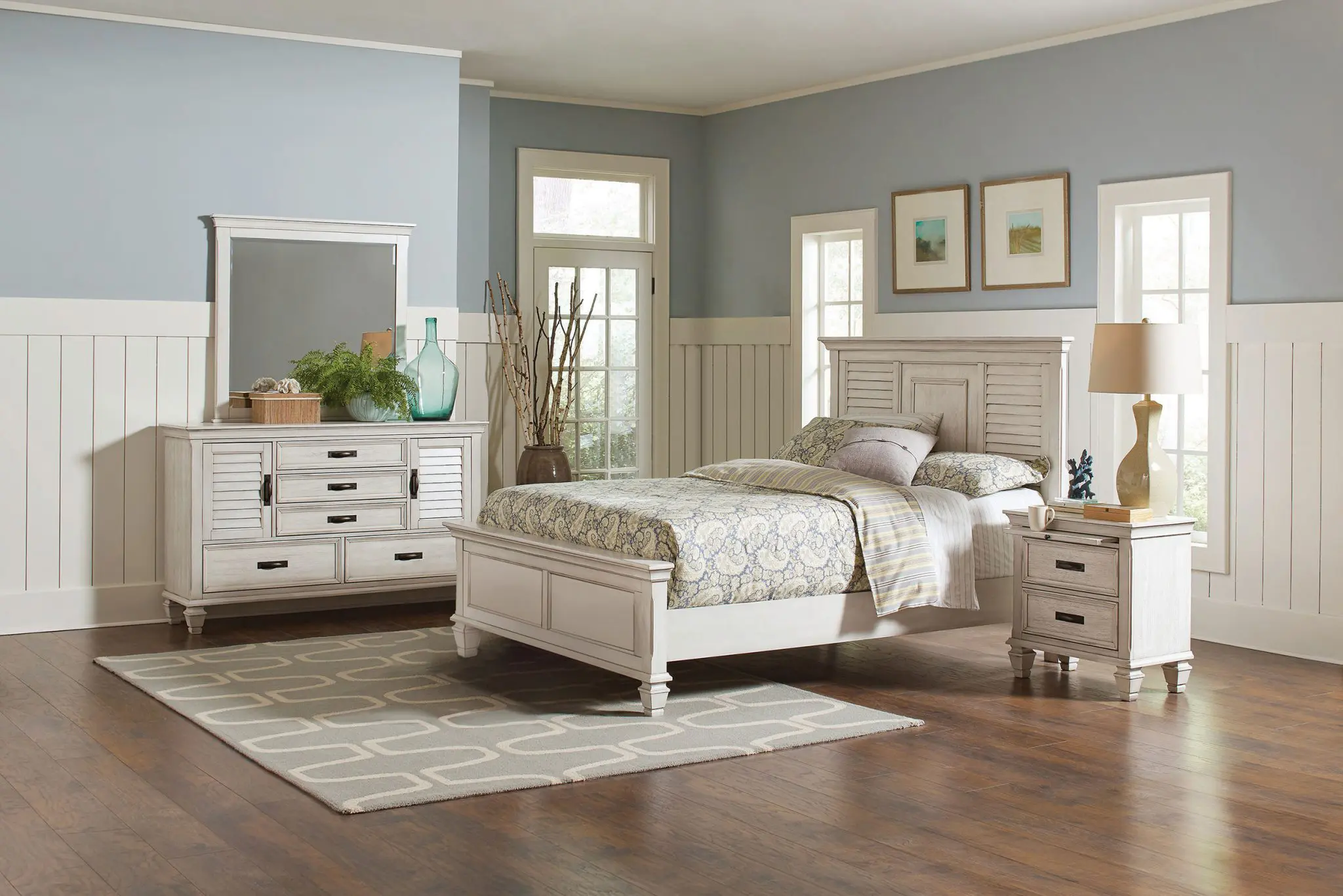 Franco Bed Distressed White