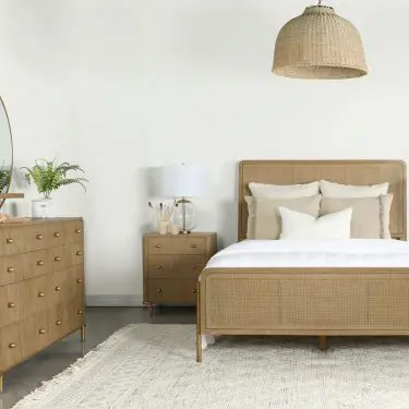 Arini Bedroom Set