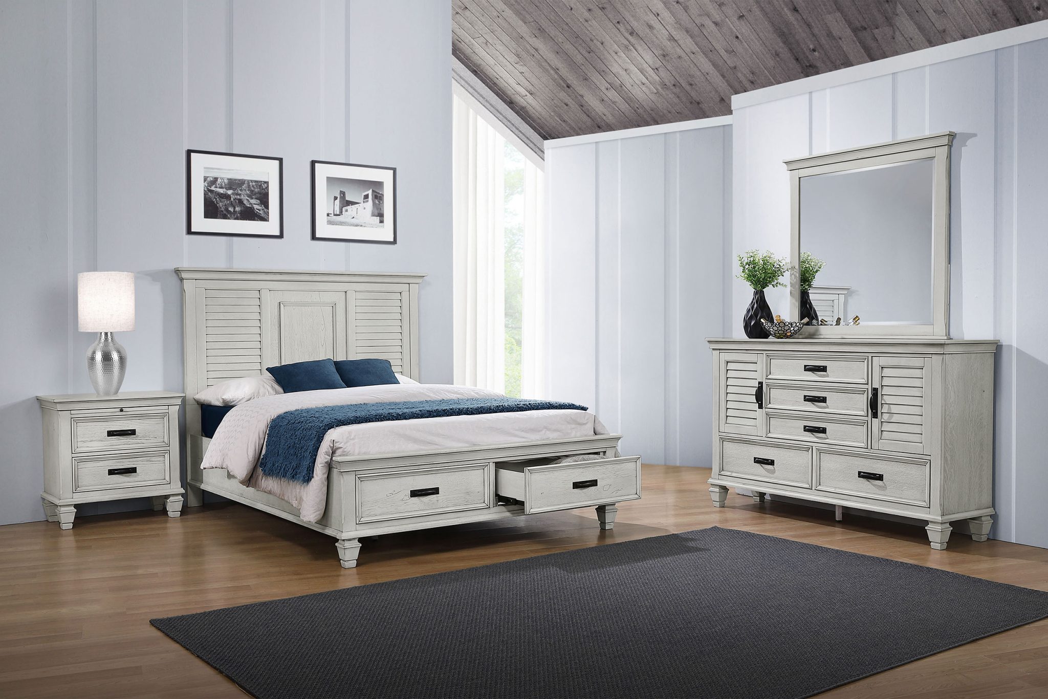 Franco Storage Bedroom Set Distressed White
