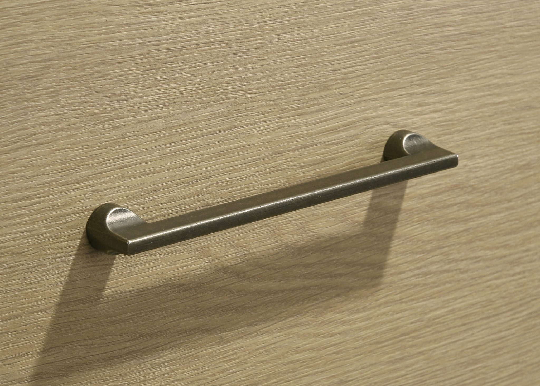 Hendricks Panel Bedroom Set Light Oak - Image 12
