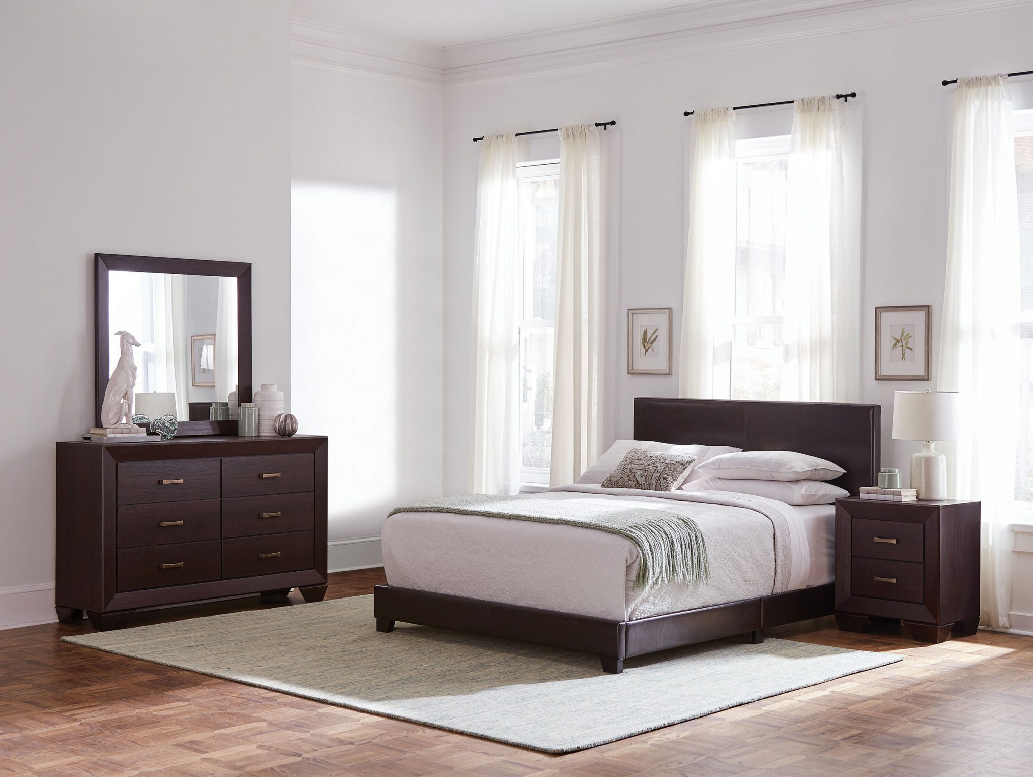 Dorian Bed Dark Cocoa