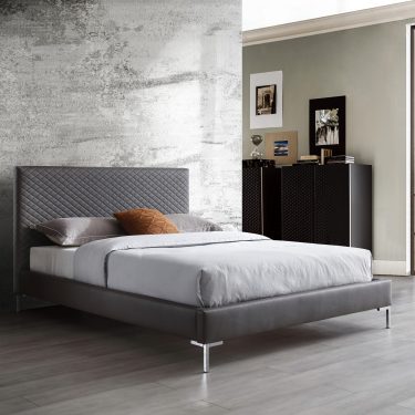 Liz Bed Queen